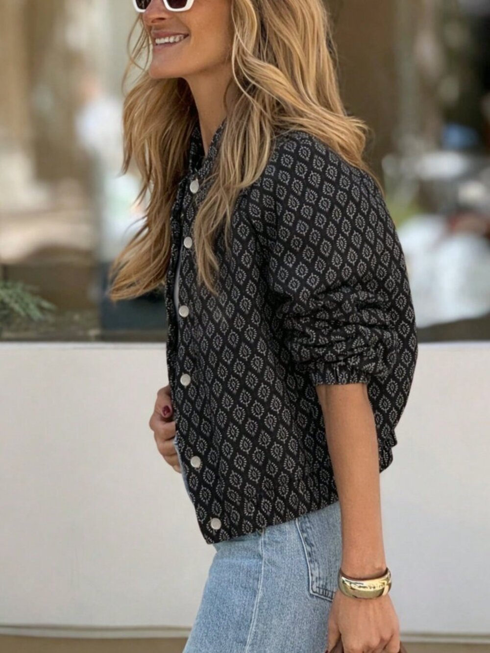 Black Casual Women's Printed Lightweight Jacket - Picture 2 of 4